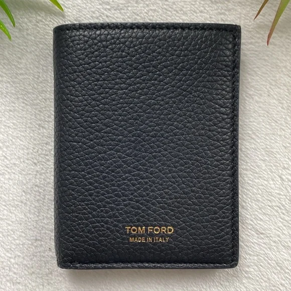 Tom Ford Full Grain Pebbled Calf Leather Bifold Cardholder (Black/Dark Red) - Picture 2 of 16